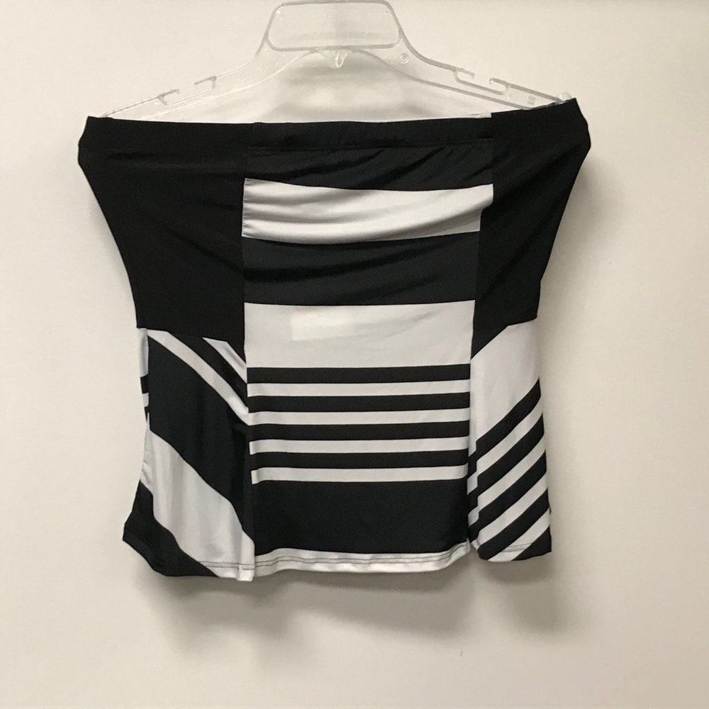 😀 3 for $20 B Envied Art Deco Striped Crop top